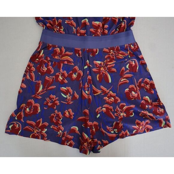 Athleta 607139-04 Women's Petite Sz 2P Purple Floral Brooklyn Utility Romper - Picture 7 of 9